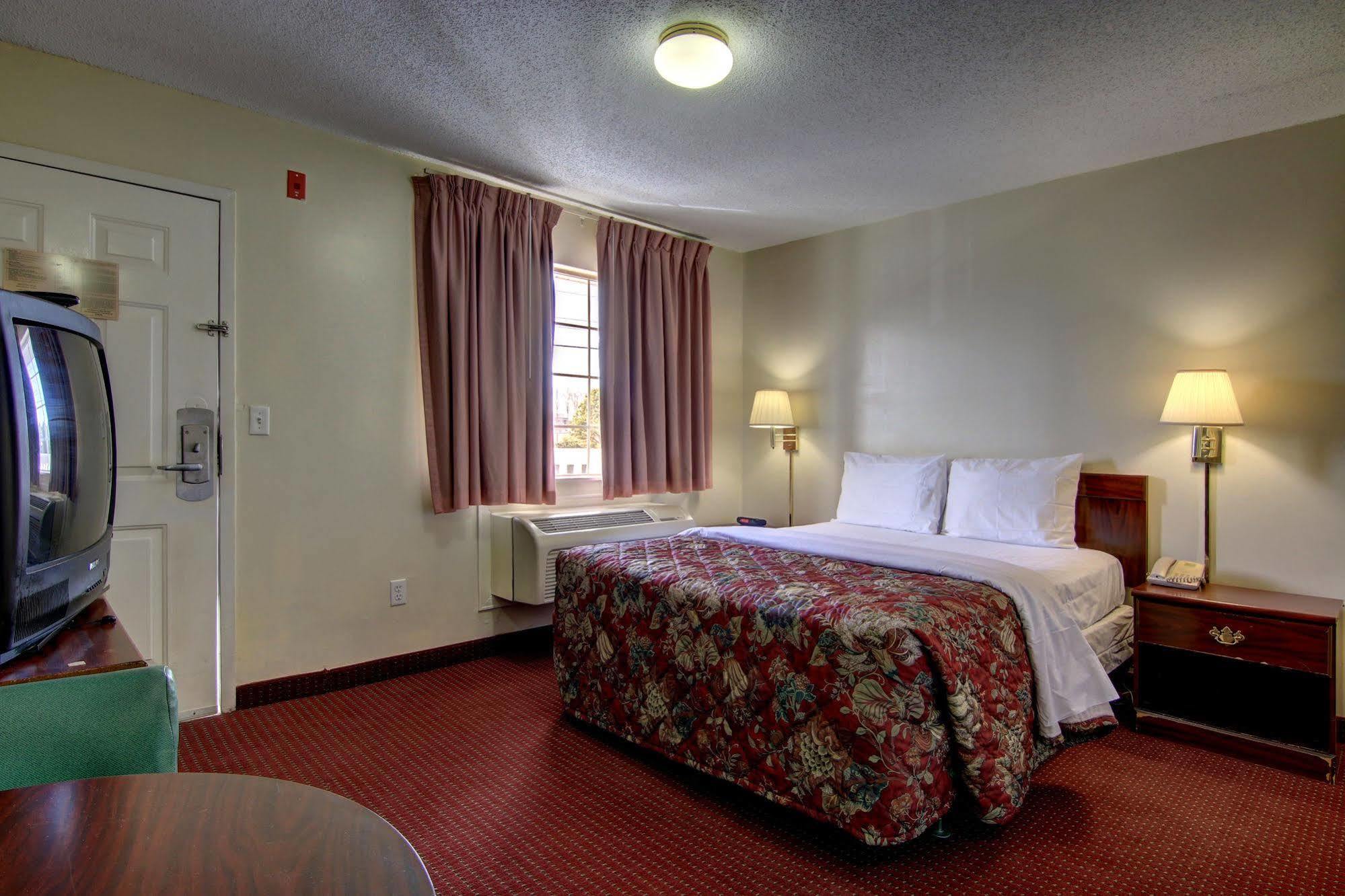 Intown Suites Extended Stay Atlanta Ga - ซูวานี ภายนอก รูปภาพ